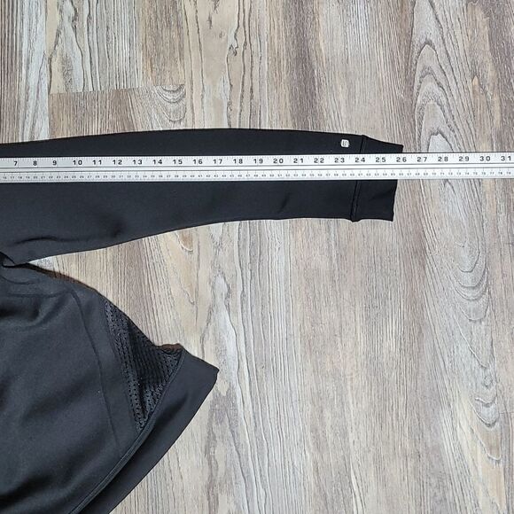 Black Fabletics Mesh Moisture Wicking Sweatshirt Medium - Picture 9 of 9